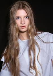 Identify the areas of your hair which is overly thick, and using a comb, part the area into even sections. How To Make Hair Less Bulky With Your Summer Haircut Stylecaster