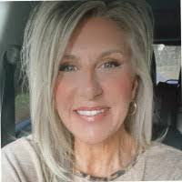 Michelle Herring's Instagram, Twitter & Facebook