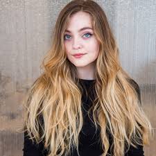 Layers allow long haired beauties to add dimension, texture and personality to their hairstyle. Long Layers The 6 Figure Haircut Behindthechair Com