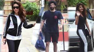Spotted Aditya Roy Kapur Rhea Chakraborty Are The Newbies At Kareena Kapoor Khan S Gym Spotboye Youtube Biografiya / aditya roy kapur. spotted aditya roy kapur rhea chakraborty are the newbies at kareena kapoor khan s gym spotboye