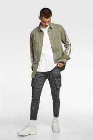 Sobrecamisa Denim Texto Ver Todo Camisas Hombre Zara Peru Mens Shirts Mens Overshirts Denim Shirt Men