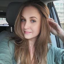 Frank Capitanini, the second of three generations to operate Chicago's  oldest Italian restaurant Italian Village- Chicago, died Saturday. He was  85.