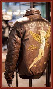 The History Of Nose Arts Did You Know Nose Arts Were Created By Pilots To Personalize Their Planes The Paintings Reminded Them Of Home And Warm Kleding Mode