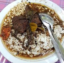 Nasi campur with rawon from surabaya. 11 Rekomendasi Wisata Kuliner Banyuwangi Maknyus