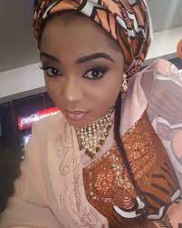 Hotunan batsa na aisha tsamiya. Kalli Zafaffan Hotunan Aisha Aliyu Tsamiya Hausaloaded Com Ng
