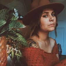 Tabitha Pearce's Instagram, Twitter & Facebook