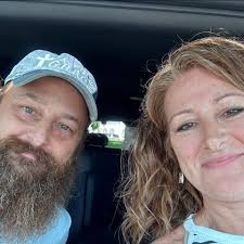 Erin Perry (@natnemmas.inseason) • Facebook