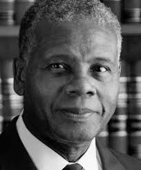 P E R R Y W A L L A C E