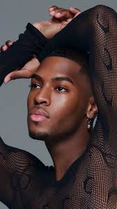 Deanthony Hill's Instagram, Twitter & Facebook