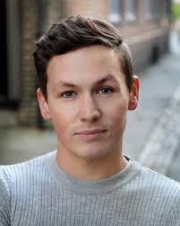 Drag act Mary Mac aims to take over small screen