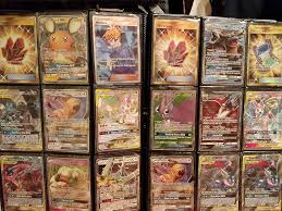 10 Of The Best Rainbow Pokemon Cards Of All Time - Dexerto