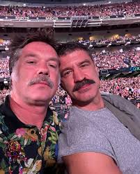 October: Utah downtime/horseback riding, Taylor Swift in concert with an  accidental Ryan Reynolds meet, Beck, Jane Fonda at my Wallis show, Steph  Rule and Alex Wagner of MSNBC at my Cafe Carlyle