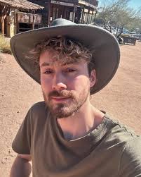 Adam Johan Weimann (@adamfromjoluca) • Instagram photos and videos