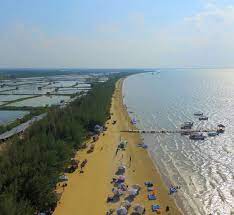 Pantai karang bolong banten berhasil menjadi magnet bagi para wisatawan yang ingin menikmati keindahan pesisir kota serang.selain itu, lokasi pantai ini juga tidak jauh dari pusat kota dan memiliki akses yang sangat mudah. Harga Tiket Masuk Pantai Karang Jahe Rembang Terbaru 2020 Sering Jalan
