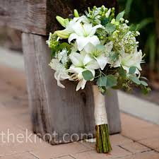 Perfect Asiatic White Lily Seeded Eucalyptus Hypericum Berries Lily Bouquet Wedding Lily Bridal Bouquet White Lily Bouquet