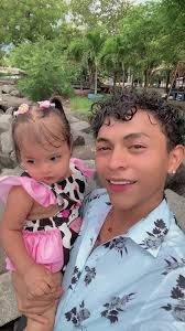 Videos de D A V I D 💚 (@darwin__ct) con “original sound