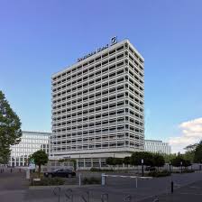 File Deutsche Bank Otto Suhr Allee Berlin Charlottenburg 06 2017b Jpg Wikimedia Commons