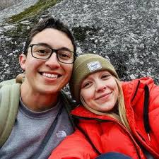 Jonny Gomez and Megan Keil's Wedding Registry