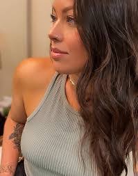 Patty Newcomb's Instagram, Twitter & Facebook