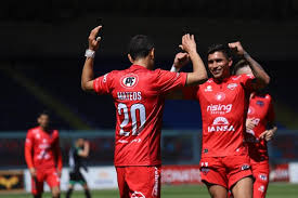 Diese seite enthält eine komplette übersicht aller absolvierten und bereits terminierten saisonspiele sowie die saisonbilanz des vereins ñublense in der saison 19/20. Nublense Recupero El Tranco Ganador Y Vuelve A Ser Lider Exclusivo