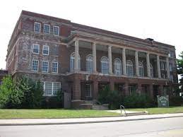 These 13 Abandoned Buildings In Wisconsin Will Creep You Out In The Most Beautiful Way Historic Renovation Heritage House Abandoned Buildings