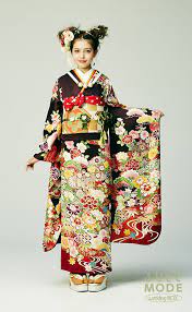 加藤ナナ が着るパープル 紫 のおしゃれでクールで正統派な振り袖 成人式振袖レンタル ふりそでmode 振り袖 成人式 振袖 成人式 振袖