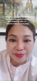 When Selfies Go Wrong: Hilarious 5-second Video of Confusion