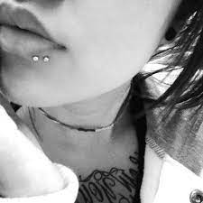 Spider Bites Piercing Diamonds Google Search Facial Piercings Cute Piercings Lip Piercing
