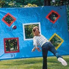 Te proponemos algunos juegos en familia y con otros niños al aire libre: Dulce Fiesta Decoracion Juegos Al Aire Libre Diversion Para Ninos Juegos Para Ninos Al Aire Libre Juegos Al Aire Libre