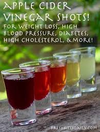 Apple Cider Vinegar Drinks Acv Shots Gourmet And Customized Rezept Apfelessig Trinken Apfelessig Vorteile Entgiftende Getranke