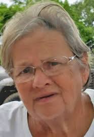 Amanda Rinker's Instagram, Twitter & Facebook