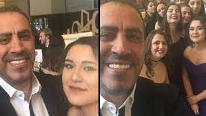 Jun 11, 2021 · galatasaray'ın i̇kinci başkanı ve başkan adayı yiğit şardan'ın listesinde olan abdurrahim albayrak, twitter sohbet odasında fatih terim ve mustafa cengiz hakkında konuşurken duygu dolu anlar yaşadı. Haluk Levent Genc Kizin Mezuniyet Kavalyesi Oldu Magazin Haberleri