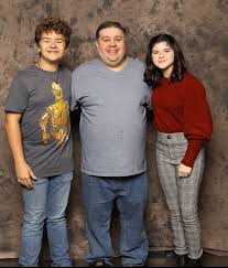 In october 2016, pizzolo played in the concert paraphrase of sunday in the park with george at new york city center. Paul D Mueller V Twitter Happy Stranger Things Day With Dustin And Suzie At Rhode Island Comic Con This Past Weekend Gaten Matarazzo And Gabriella Pizzolo Neverendingstory Strangerthingsseason3 Dustinandsuzie Strangerthingsday Strangerthings3