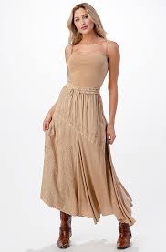 But, those hoping to adopt the western chic look don't have to spend a fortune on expensive don't be afraid to try out different types of western chic looks, from flowing skirts and airy dresses to. Women S Western Wear Ann N Eve Exclusive Designer Styles