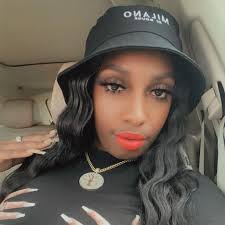 Mercedes Shanice added a new photo.