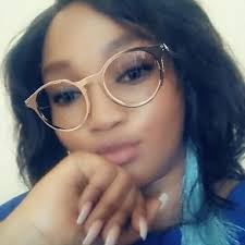 Linda Phoenix Ningiza (@NhanhaGwenny)