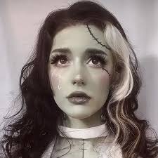 Alyssa Leach (alyssanleach)