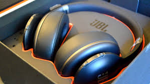 The jbl everest 700 elite combine wireless connectivity with advanced audio features. Jbl Everest Elite 700 Review Headphone Review