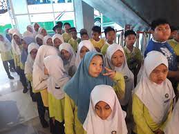 Guru besar sk desa baiduri. Galeria Sk Desa Baiduri