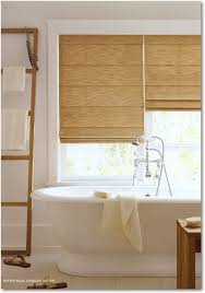 See more ideas about bathroom window treatments, window treatments ideas, bathroom windows. Roman Shades Cortina De Banheiro Janela De Banheiro Projeto Moderno De Banheiro