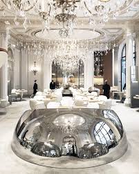 Hotel Plaza Athenee On Instagram At Alain Ducasse Au Plaza Athenee Restaurant Alainducasse Romainmeder And Jessicapr Restaurant De Luxe Restaurant Hotel