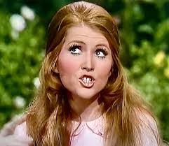 Paula Devito's Instagram, Twitter & Facebook