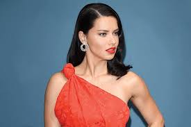 At the tender age of 13, adriana entered the ford supermodel of the world contest, where her unique beauty, derived from her. Adriana Lima Phone Number Contact Address House Address