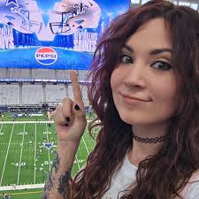 Let's goooo Saints!!!! **I'm a Steelers fan, just supporting to Saints with  my Dad haha