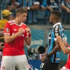 Já são 10 sem perder! Grenal 2020 0 Gols 6 Expulsos Isto E Libertadores Da America Posts Facebook