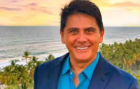 Compartilhar no facebook compartilhar no twitter. Cesar Filho Completa 40 Anos De Tv E Relembra Tempos Dificeis Ofuxico