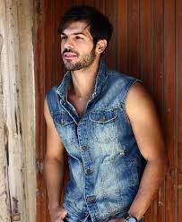 Tolga Mendi Unluler Sarkicilar Gelin
