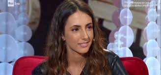 We would like to show you a description here but the site won't allow us. Mara Venier Does Not Hold Back Her Tears Emotion On Domenica In Ruetir
