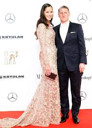 His transfer from bayern munich to manchester utd was on. Man United Star Will Listen To Wife When Deciding His Next Transfer Move Daily Star