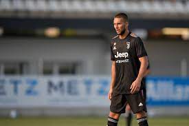 When the match starts, you will be able to follow udinese v juventus live score , standings, minute by minute updated live results and match statistics. La4zzml6ad Phm